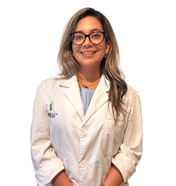 Bárbara R., directora médica de Adelgar, es médico estético y especialista en nutrición clínica, terapias regenerativas y suplementación.